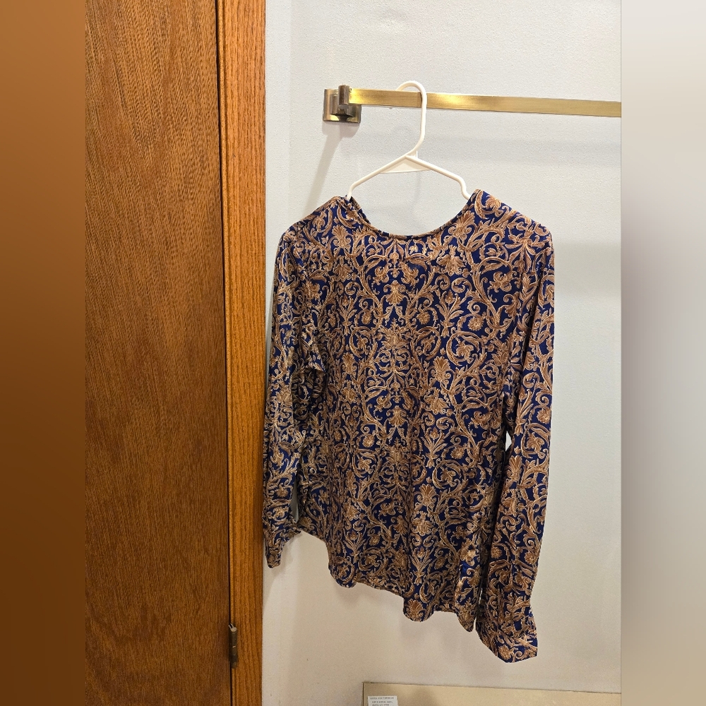 Womens shirt